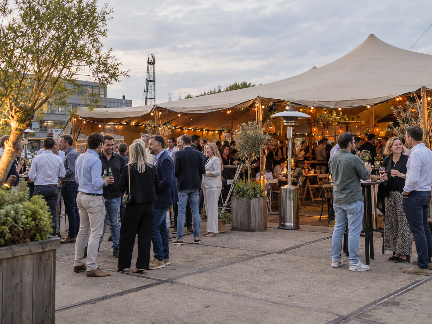 Bedrijfsfeest organiseren in Rotterdam: zo pak je het aan